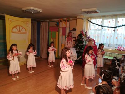 коледно тържество 2017 - ДГ Здравец - Стралджа