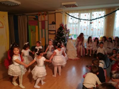 коледно тържество 2017 - ДГ Здравец - Стралджа