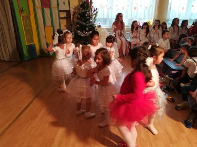 коледно тържество 2017 - ДГ Здравец - Стралджа